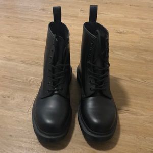 Doc Martens 1460 Mono Smooth Leather Lace Up